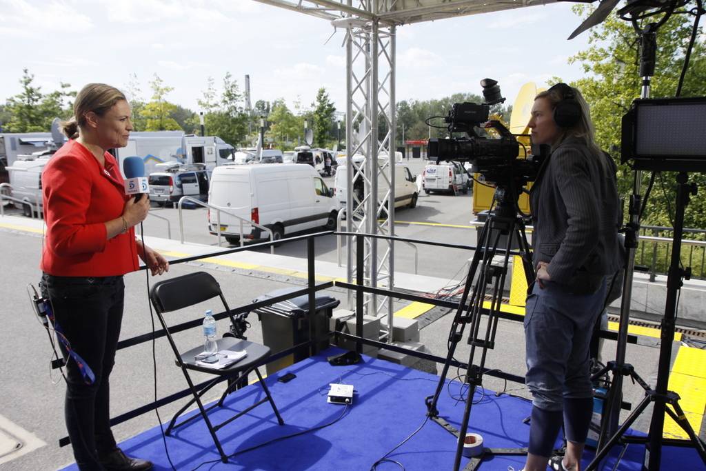 Live stand up position